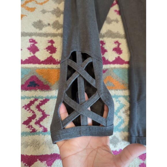RBX Women's Small Gray Cross Cross Cropped Athletic Pants (S2) - Picture 3 of 6